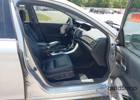 2017 Honda Accord Hybrid Ex-L из США, поврежденный, VIN JHMCR6F59HC010060